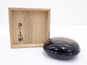 作家物　漆塗鶴蒔絵香合